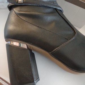 Franco Sarto black leather boot